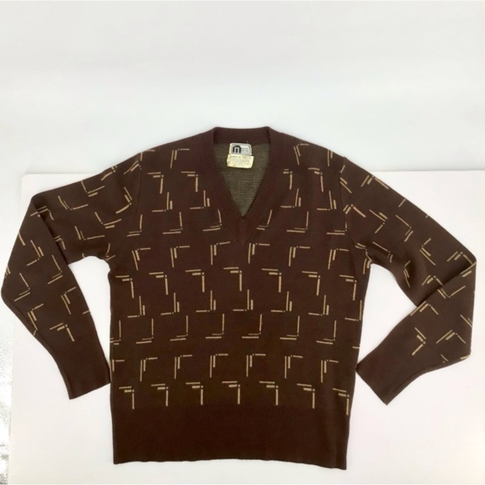 Vintage Mark Michaels Marina Del Rey Cashmere Acrylic Vintage V-Neck Sweater